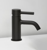 画像: セラトレーディング　ZU6242-N1　パン 湯水混合栓(引棒なし) エンボスドマットブラック [♪]